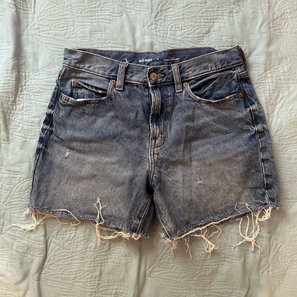 Slouchy Straight Old Navy Shorts - Picture 1 of 2